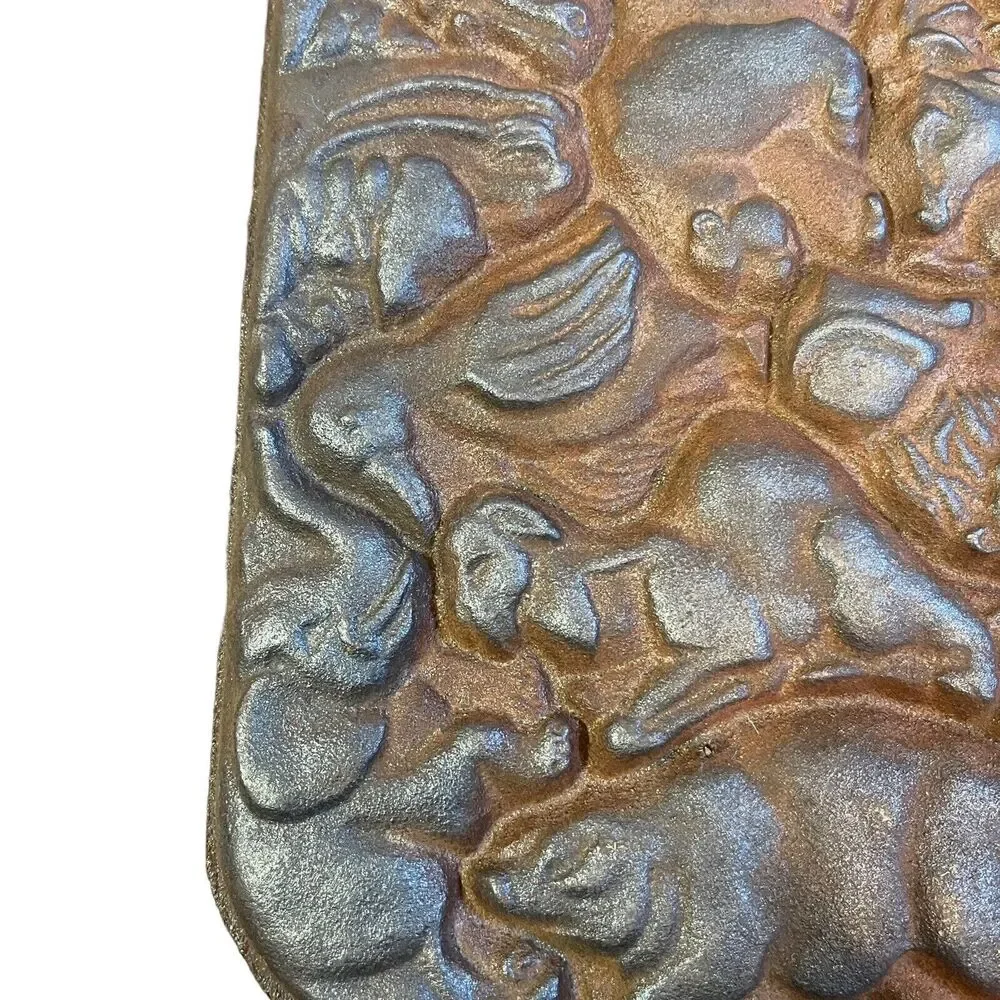 John Wright Cast Iron Wild Animal Puzzle Candy Mold Baking Pan Vintage 1984 Rust